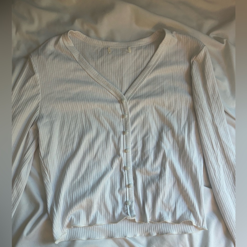 White ribbed button up long sleeve